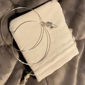 Diamond s-curve hoop earrings, natural diamonds